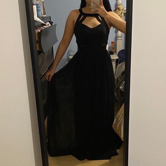 BCBGeneration Chiffon and Lace Maxi Dress - Picture 6 of 7